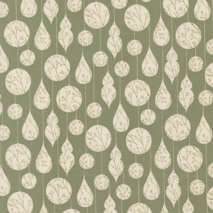 *PRE-ORDER* Gingerbread Lane, Crystal Ornaments in Mistletoe