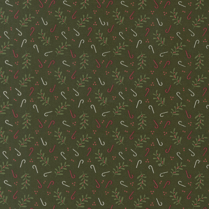 *PRE-ORDER* Gingerbread Lane, Holly Candy in Pine