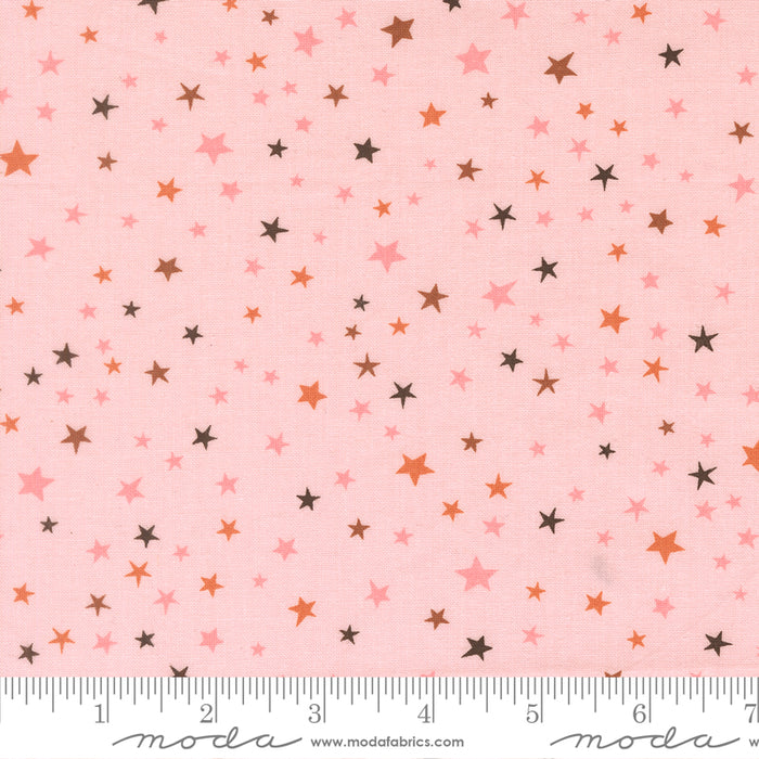 Purrs and Boos, Stars in Purrfect Pink