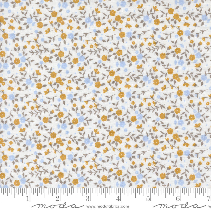 Sun-Drenched, Tiny Floral Toss in Cloud