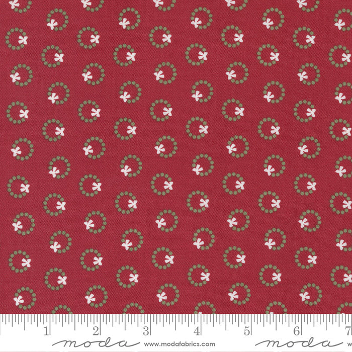 Christmas Eve, Wreath Dot Cranberry - 20" REMNANT