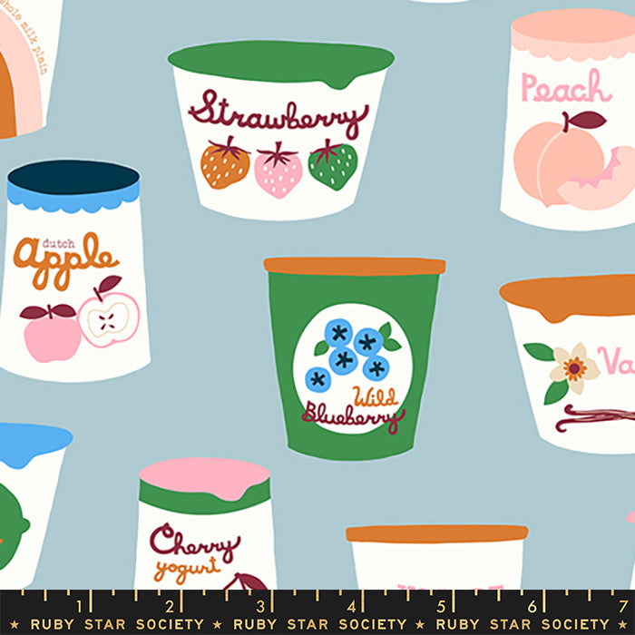 Strawberry & Friends, Yogurt in Kim Blue